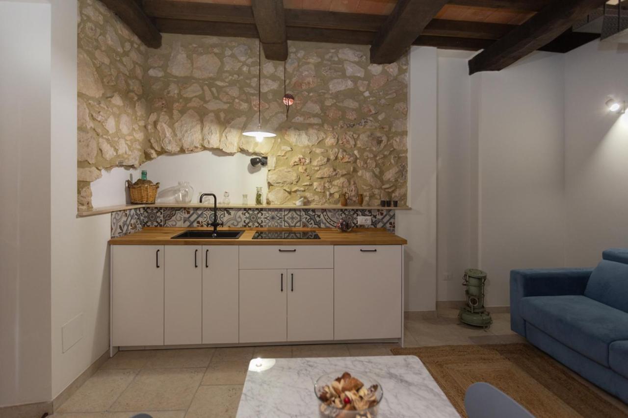 La Dimora Dell'Arco Apartment Pico Exterior photo